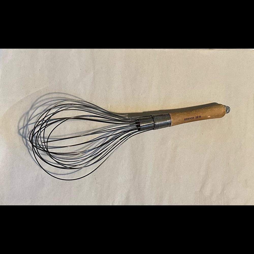 Large vintage balloon whisk - rare